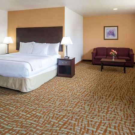 Days Inn & Suites By Wyndham Spokane Airport Airway Heights Εξωτερικό φωτογραφία