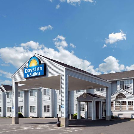 Days Inn & Suites By Wyndham Spokane Airport Airway Heights Εξωτερικό φωτογραφία