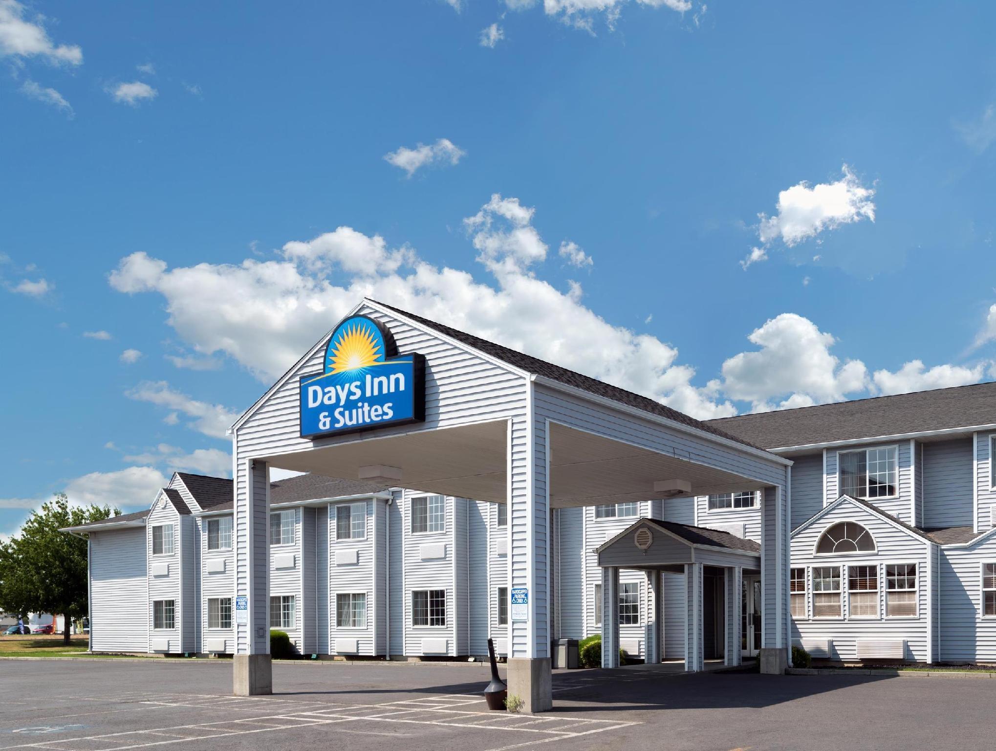 Days Inn & Suites By Wyndham Spokane Airport Airway Heights Εξωτερικό φωτογραφία