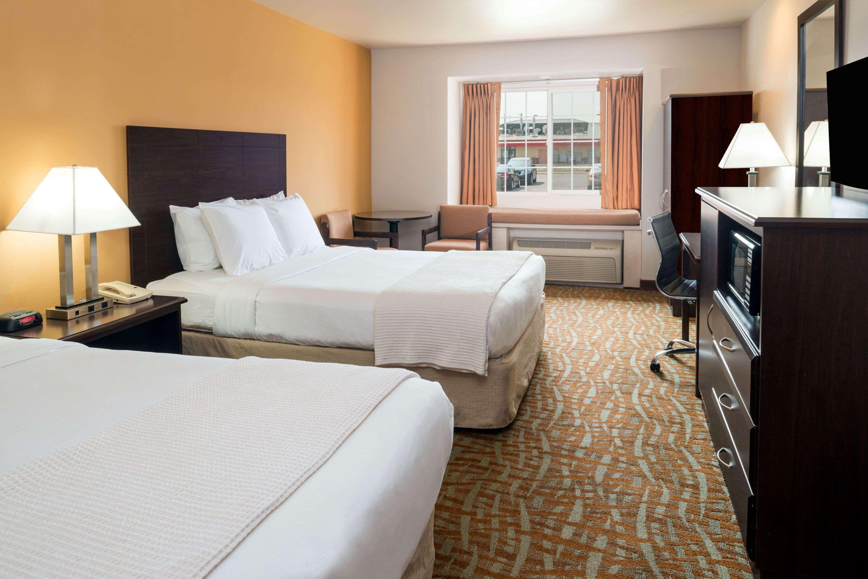 Days Inn & Suites By Wyndham Spokane Airport Airway Heights Εξωτερικό φωτογραφία